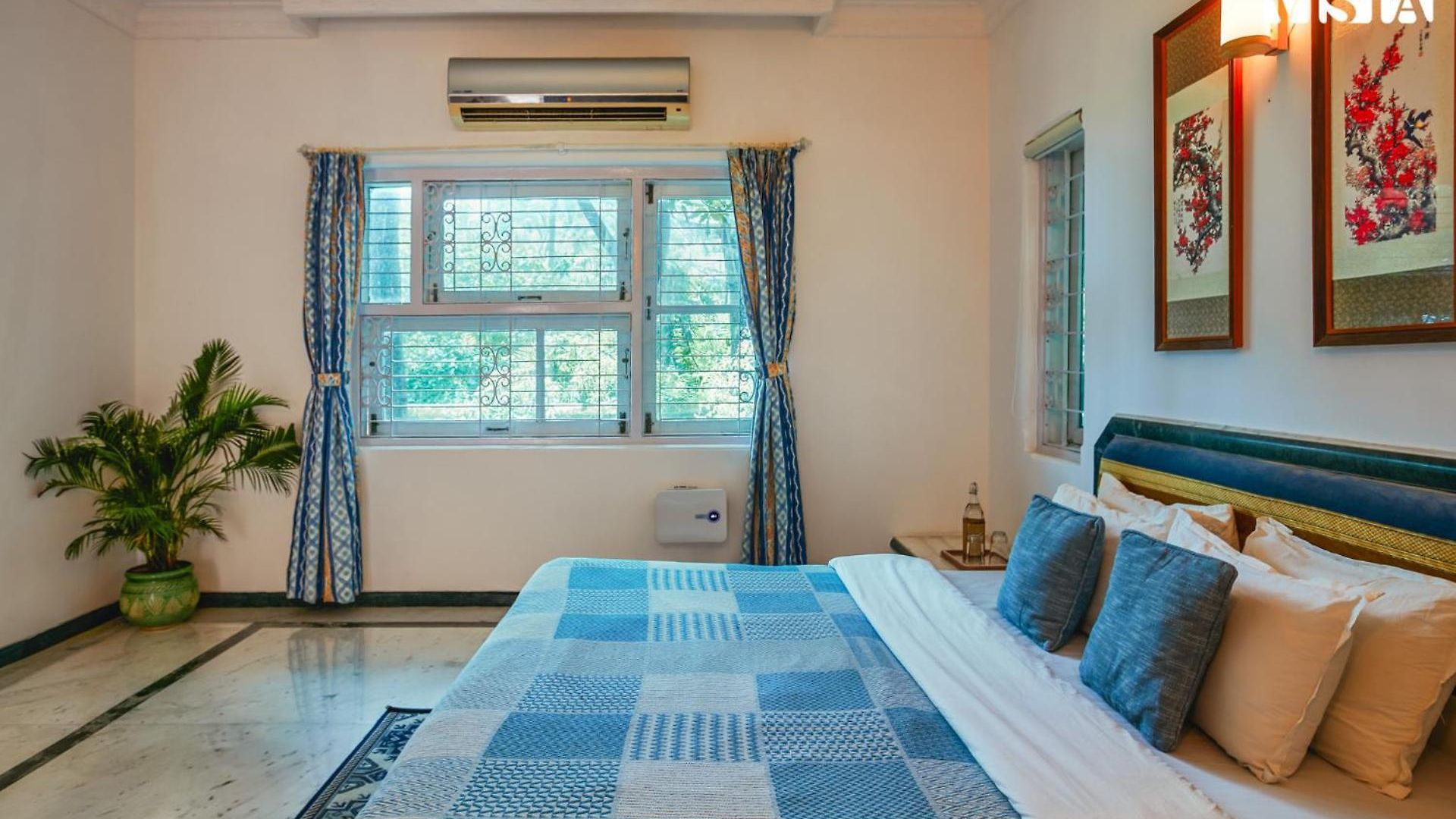 Stayvista's Bharat - Beachfront Serenity With A Spacious Lawn Mumbai
