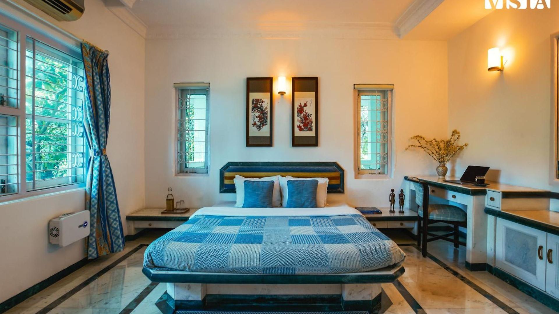 Villa Stayvista's Bharat - Beachfront Serenity With A Spacious Lawn Mumbai