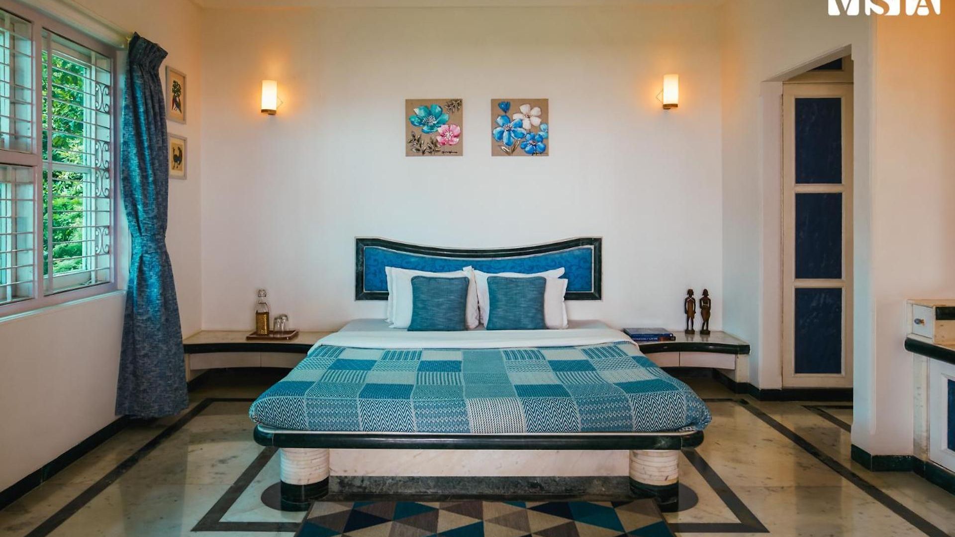 Stayvista's Bharat - Beachfront Serenity With A Spacious Lawn