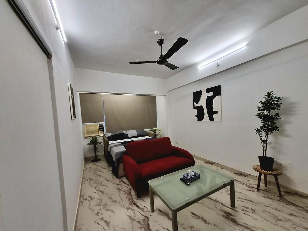 Enzo At Pali Hill Apartment *