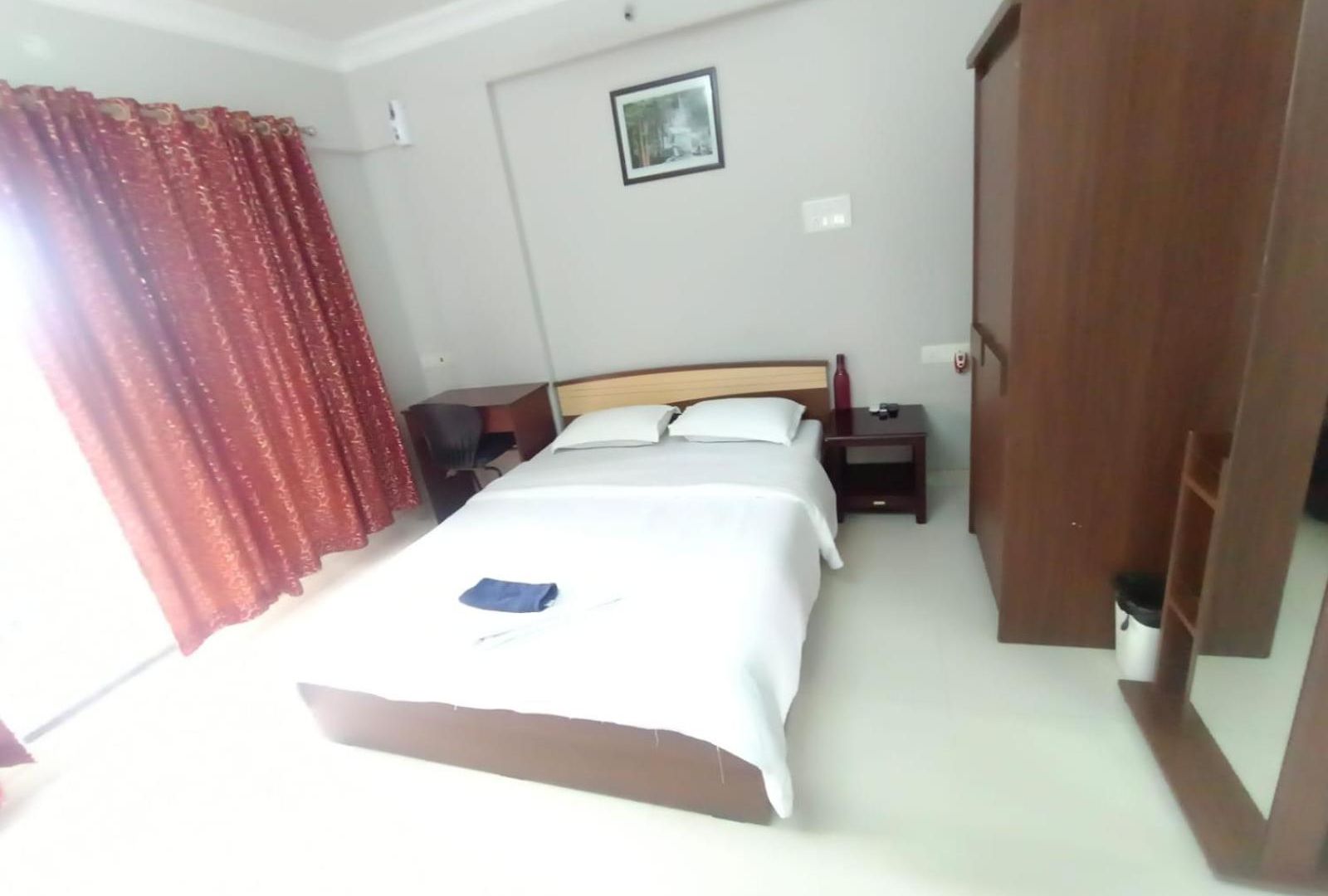 Homestay Treat Homes Service In Bkc Siddhant 401 *