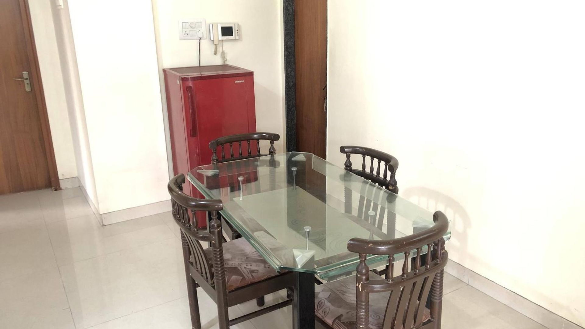 Treat Homes Service In Bkc Siddhant 401 Homestay