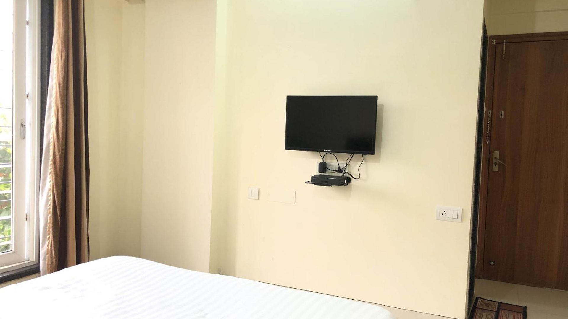Treat Homes Service In Bkc Siddhant 401 Homestay Mumbai