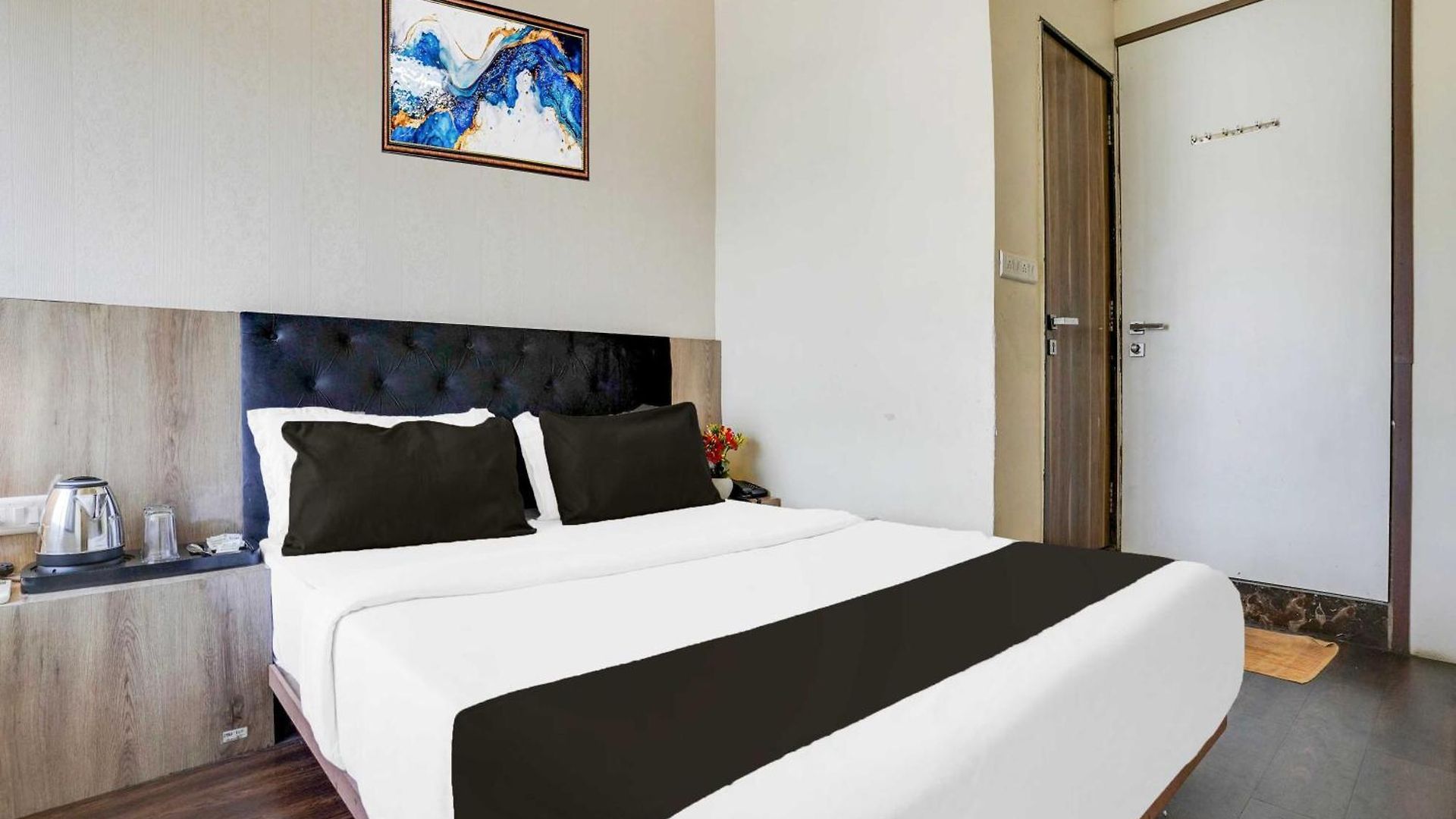 Hotel Townhouse Parle