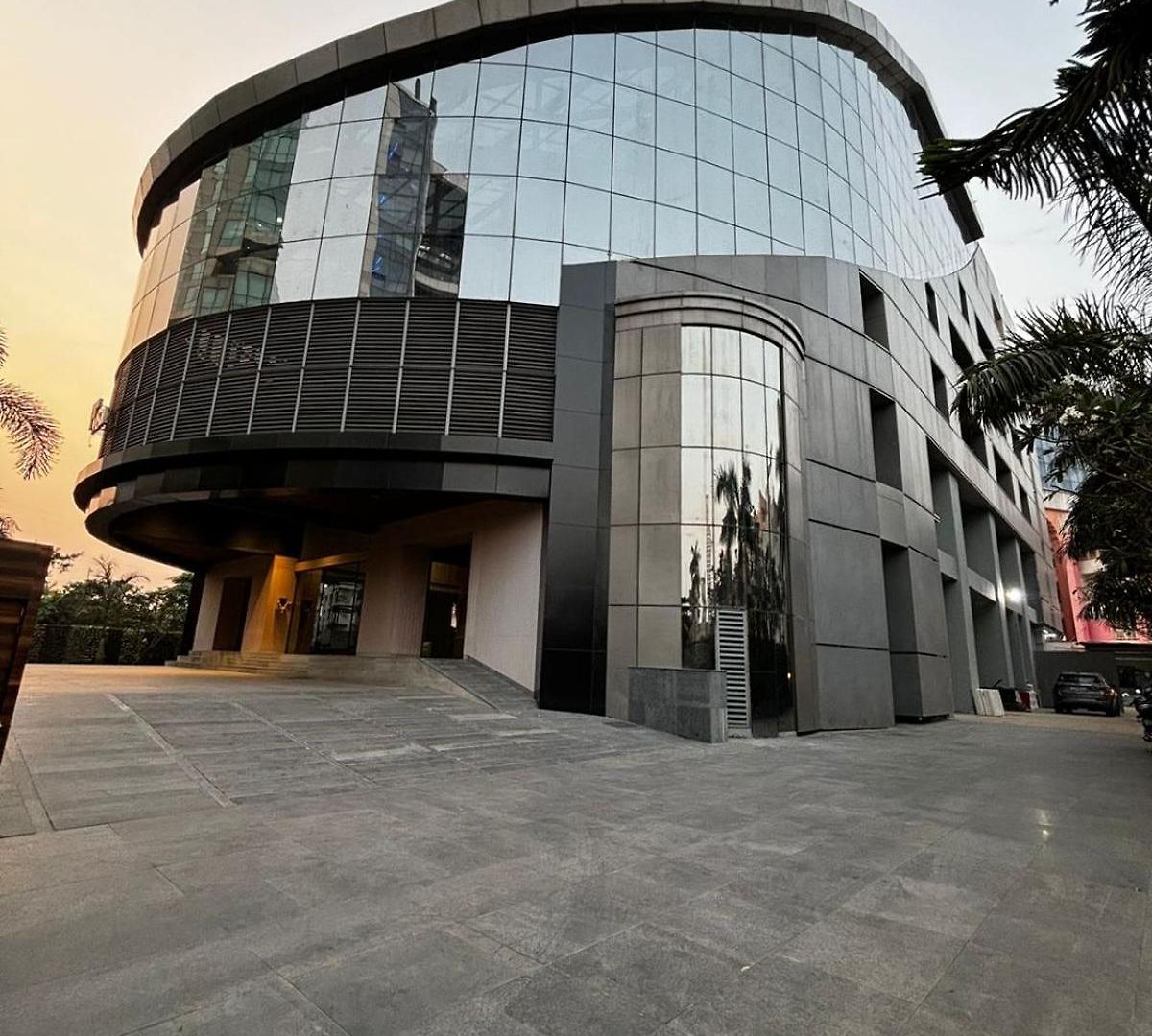 37th Crescent Navi 4* Mumbai