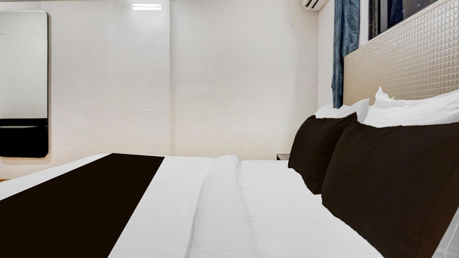 Townhouse Exhibition Centre Goregaon