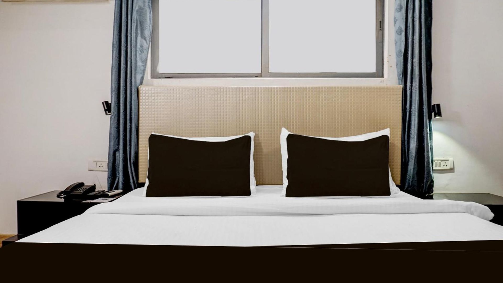 Townhouse Exhibition Centre Goregaon Hotel