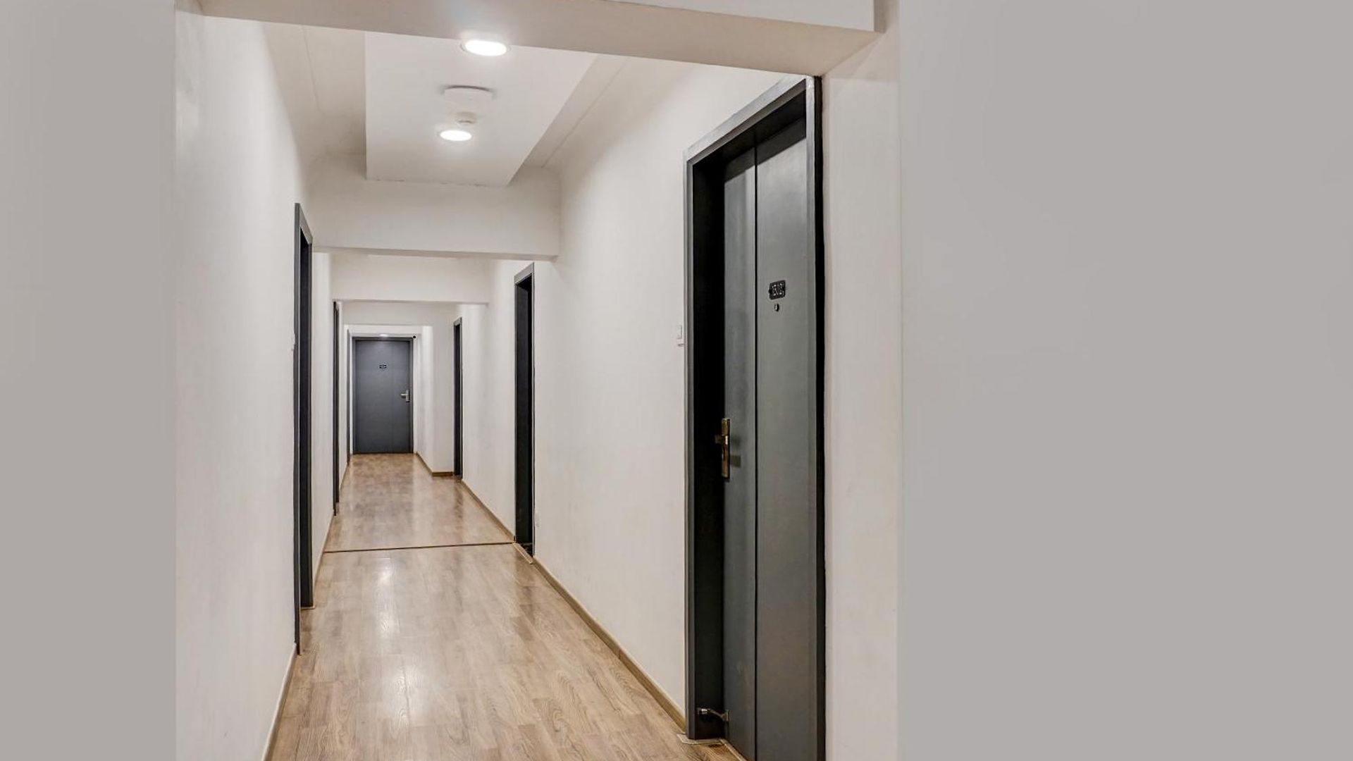 Hotel Townhouse Exhibition Centre Goregaon 3*