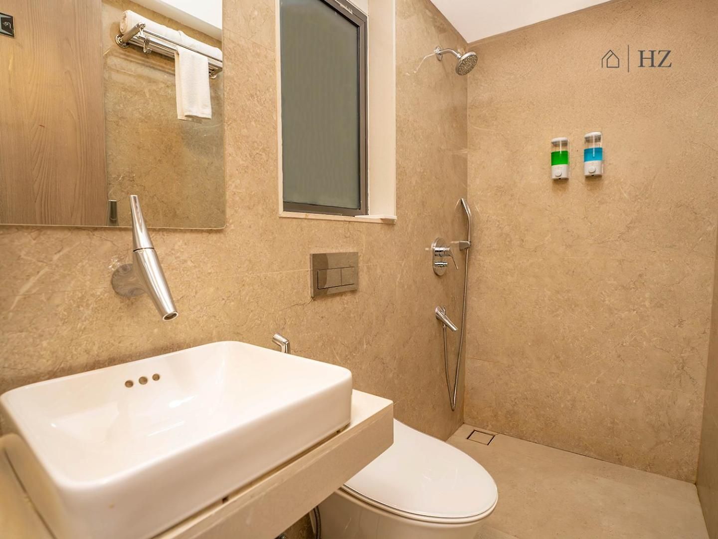 Z Bliss Suites, Bkc