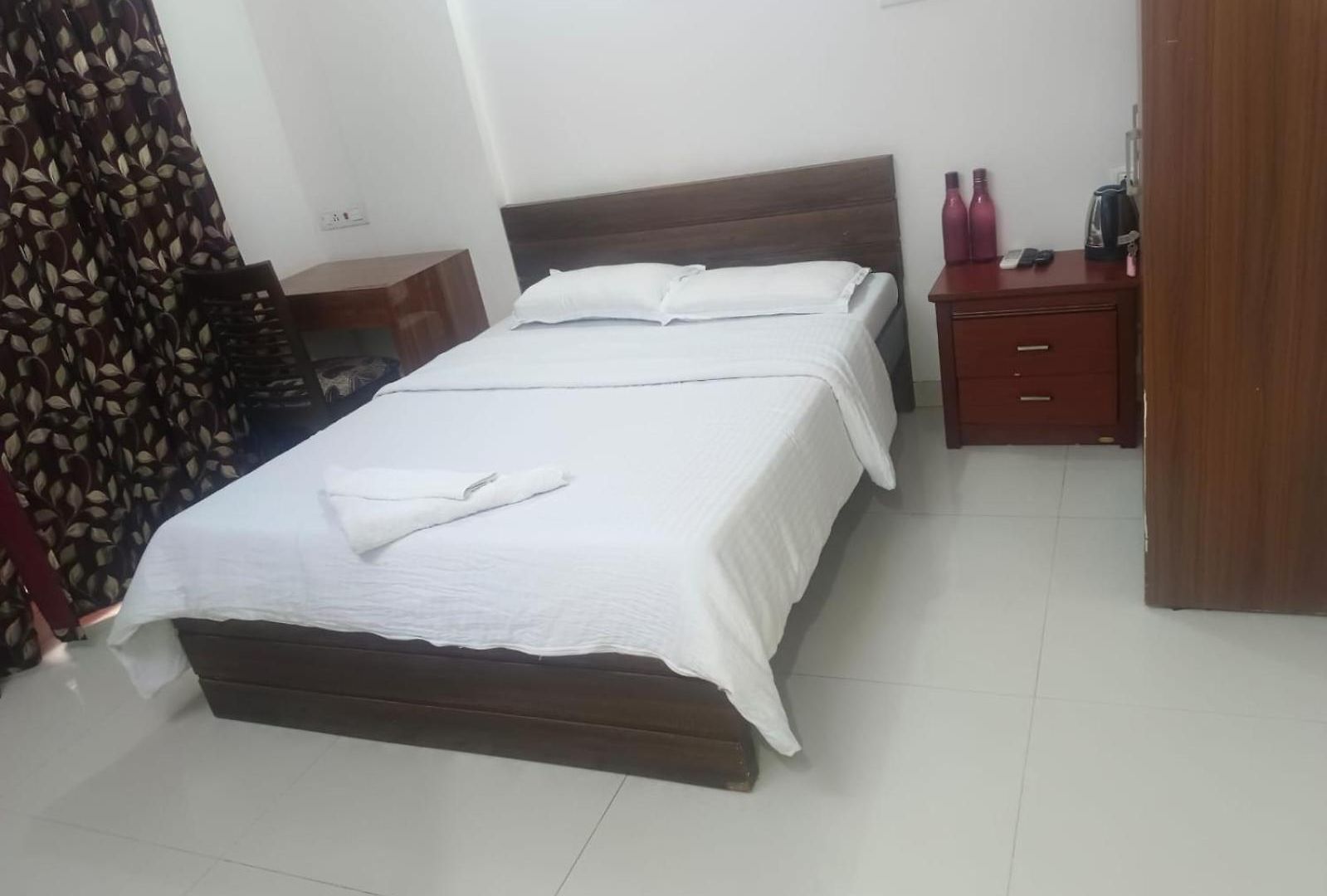 Treat Homes Service In Bkc Siddhant 401 Homestay *