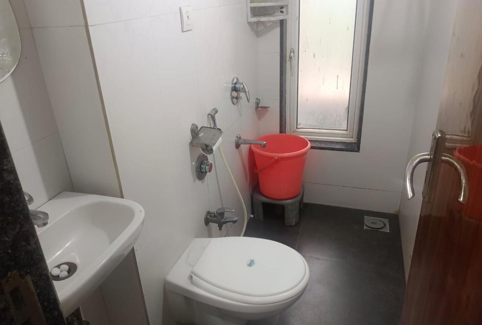 Homestay Treat Homes Service In Bkc Siddhant 401 *
