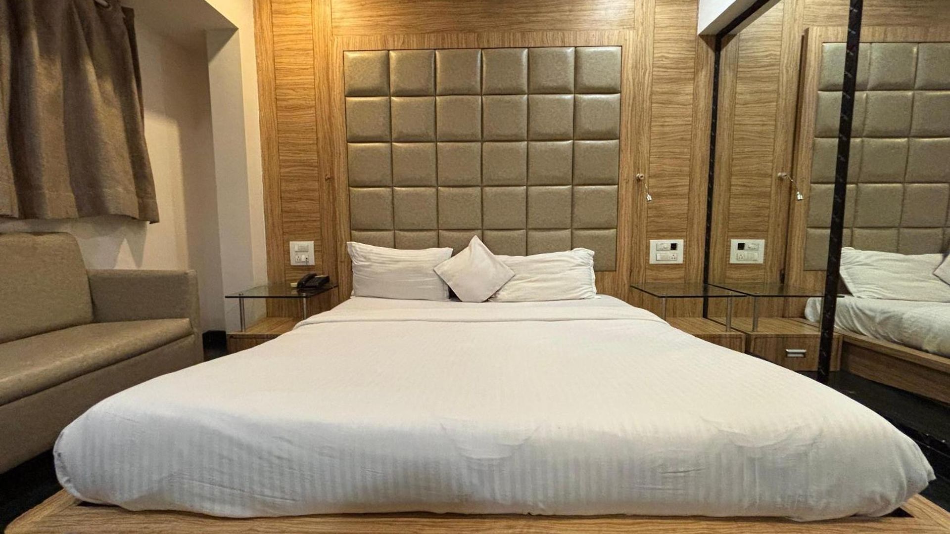 Sahar Garden Near International Airport Hotel Mumbai