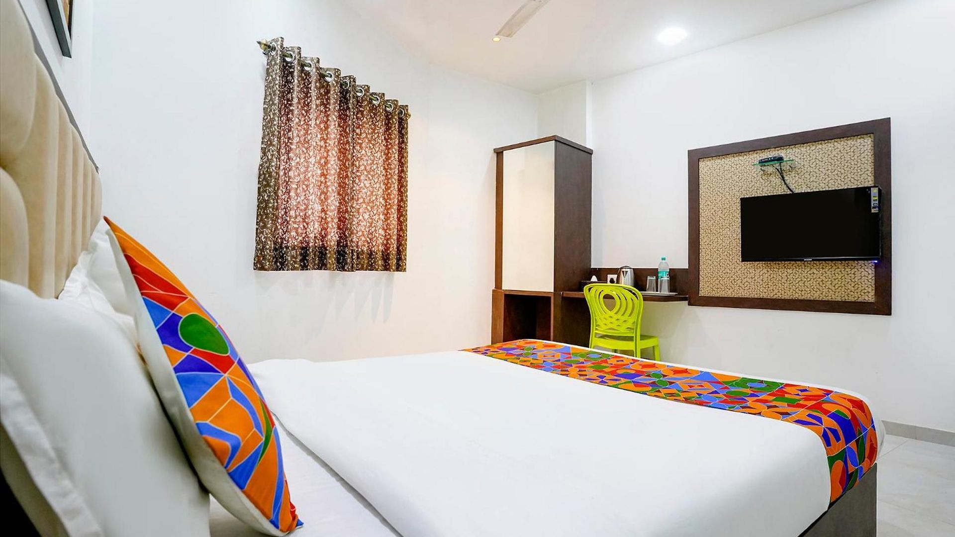 Inn Fabhotel Shahi Palace