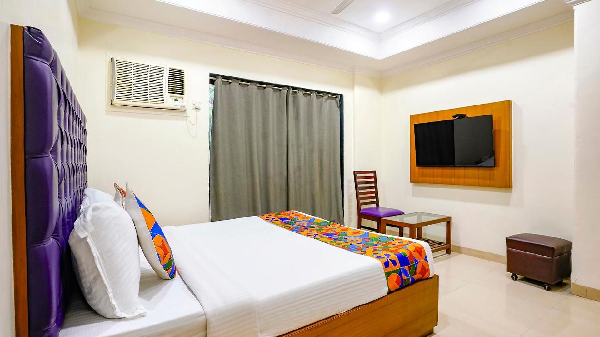 Fabhotel Cruz Royale - Nr- Bandra West Hotel Mumbai