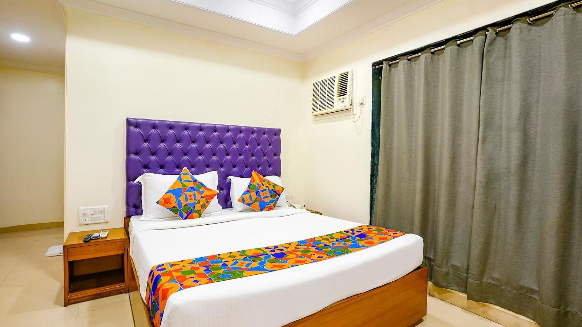 Hotel Fabhotel Cruz Royale - Nr- Bandra West 3*