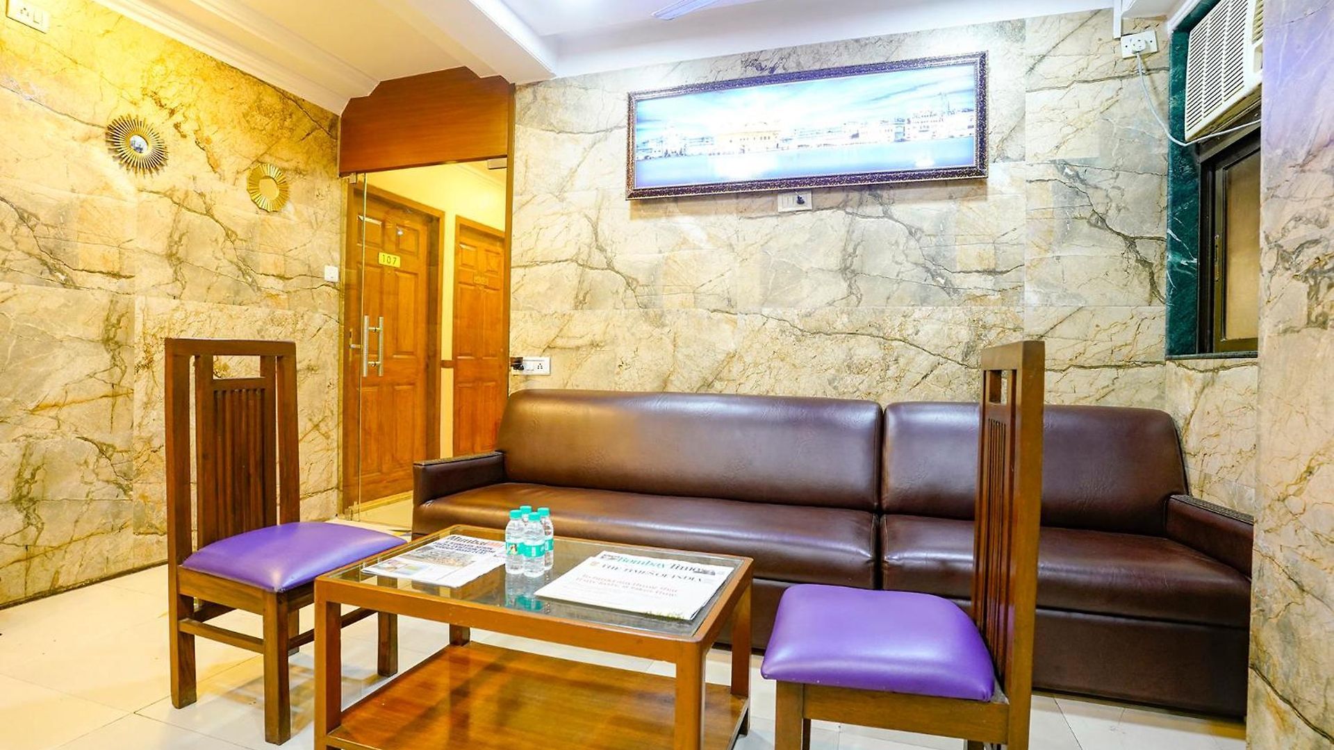 Fabhotel Cruz Royale - Nr- Bandra West Hotel 3*