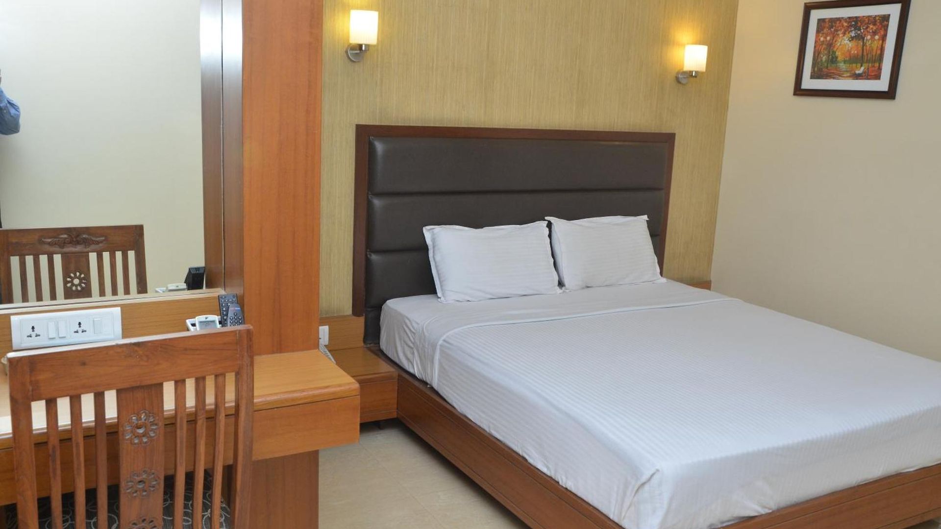 Ashray International, Sion - Near Bkc Hotel 2*