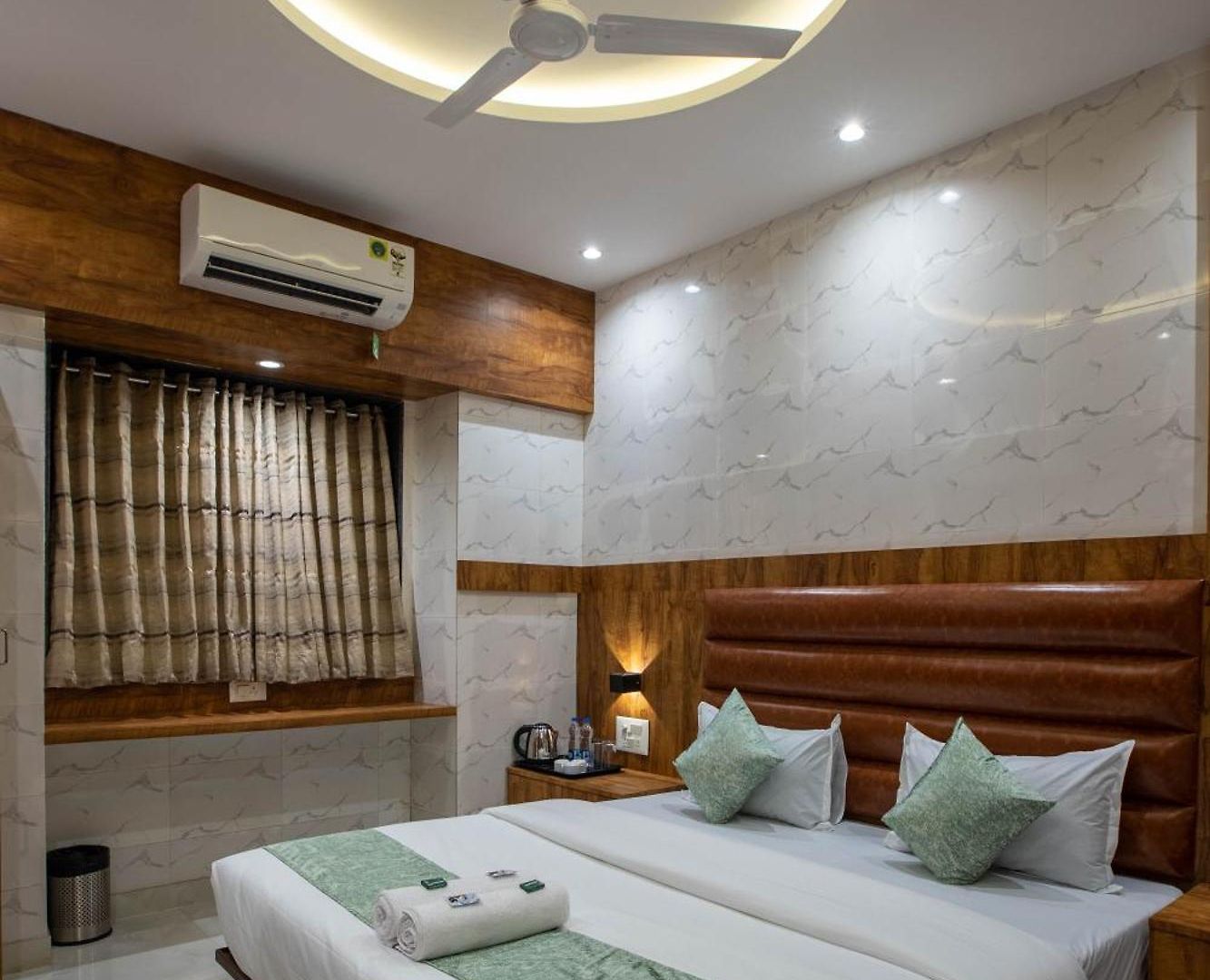 Heraa International 3*