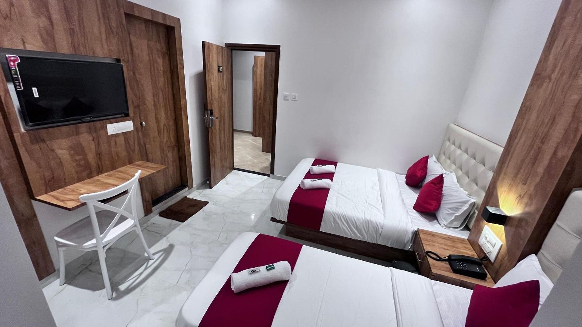 Heraa International 3*