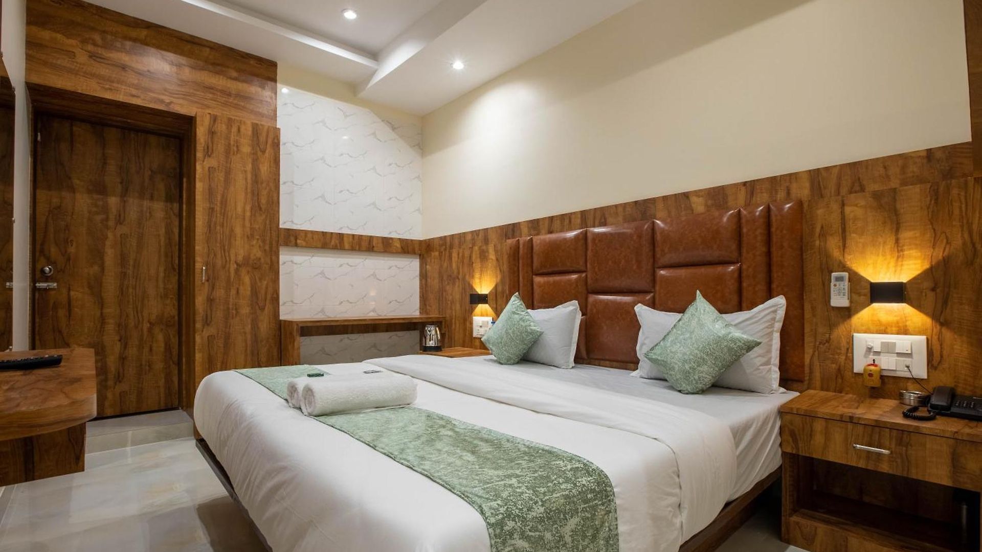 Heraa International Hotel 3*