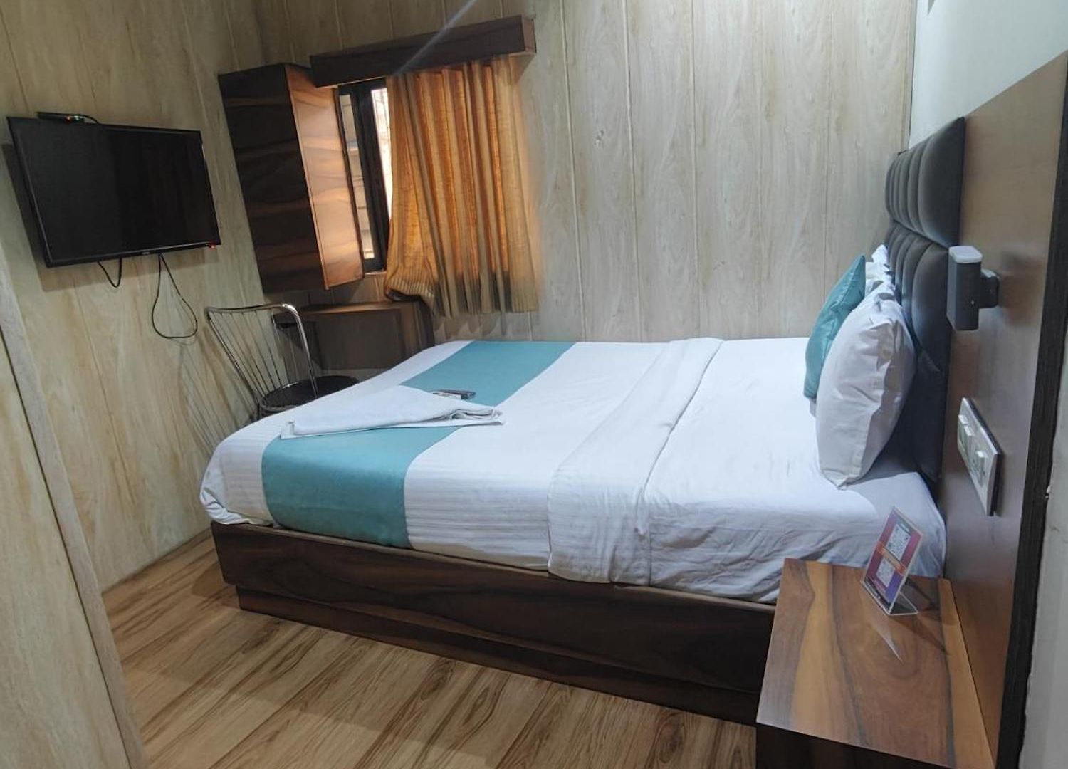 Deluxe Residency Nr- International Airport