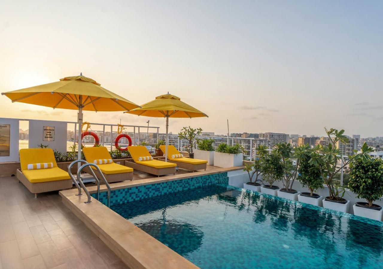 Bloom Hub L Weh Andheri Hotel