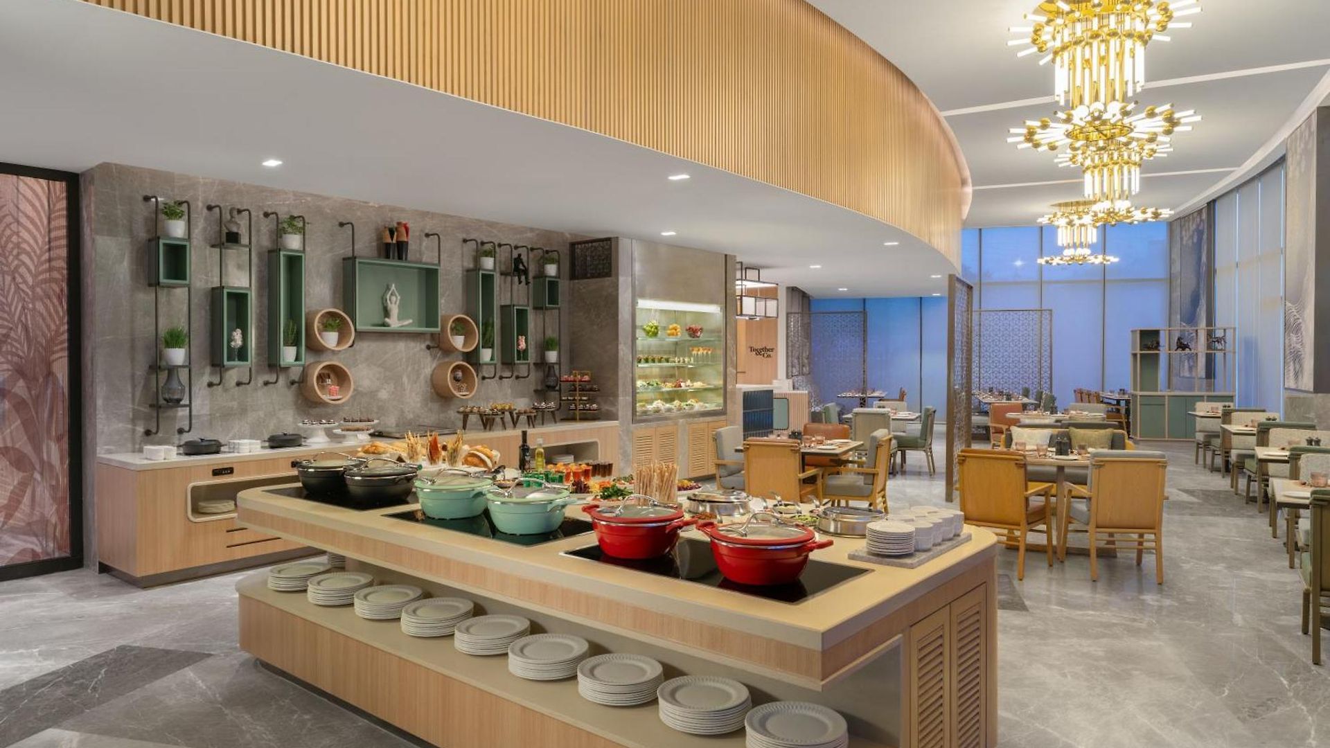 Hilton Garden International Airport Hotel