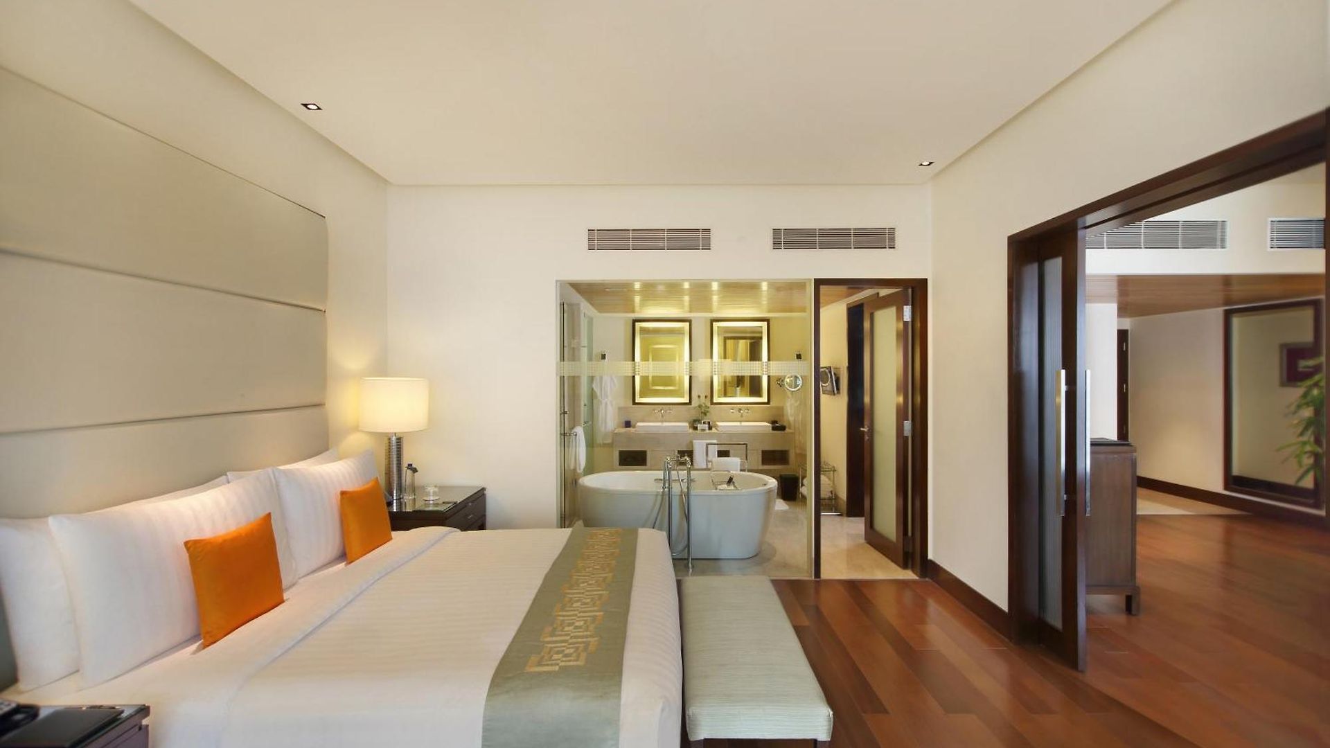 The Oberoi Mumbai
