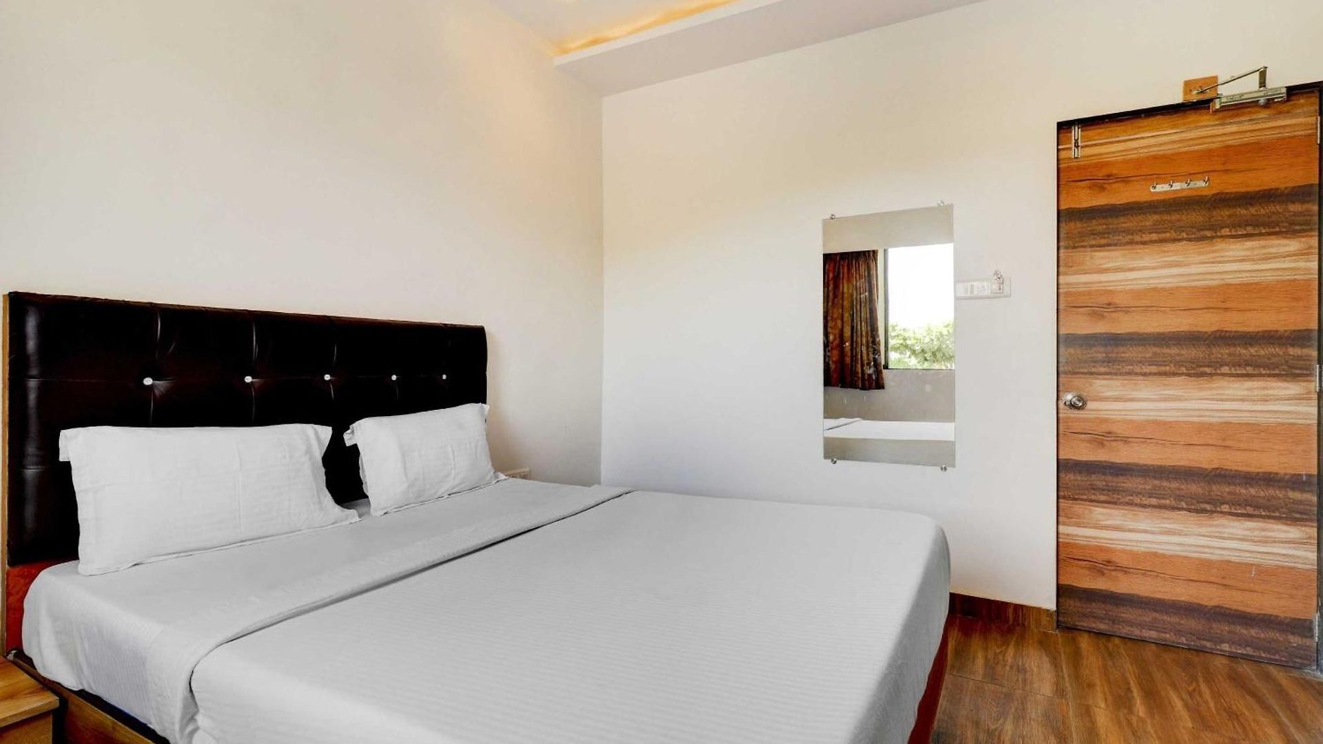 Collection O Kharbao Bhiwandi Thane 3* Mumbai