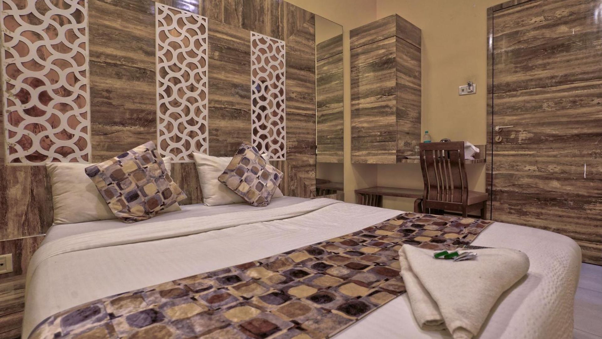 Magnet Terminal-2 Hotel 3*