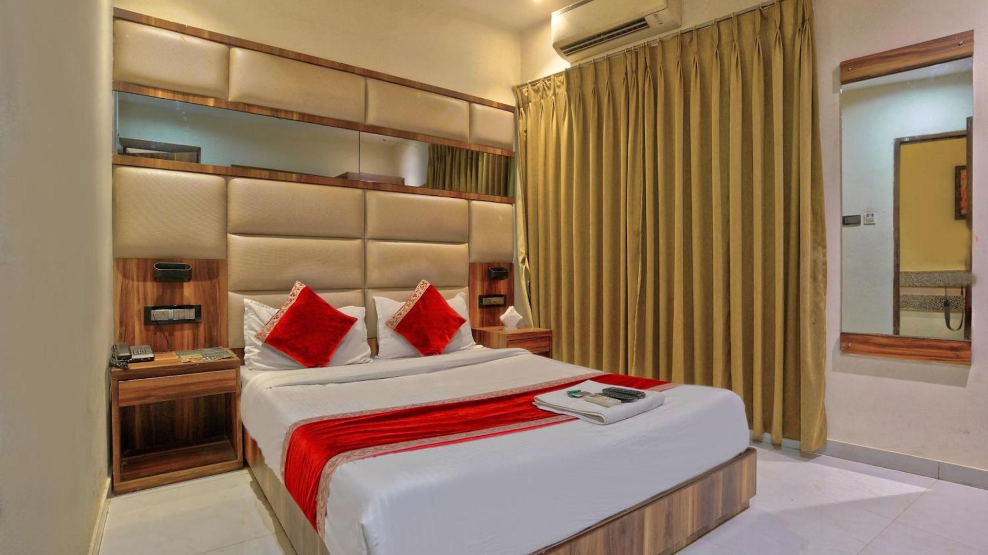 Hotel Meriton Buisness International Airport T-2 2*