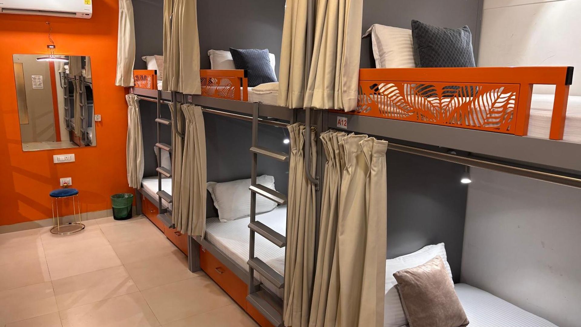 Hostel Ostelo Airport Mumbai