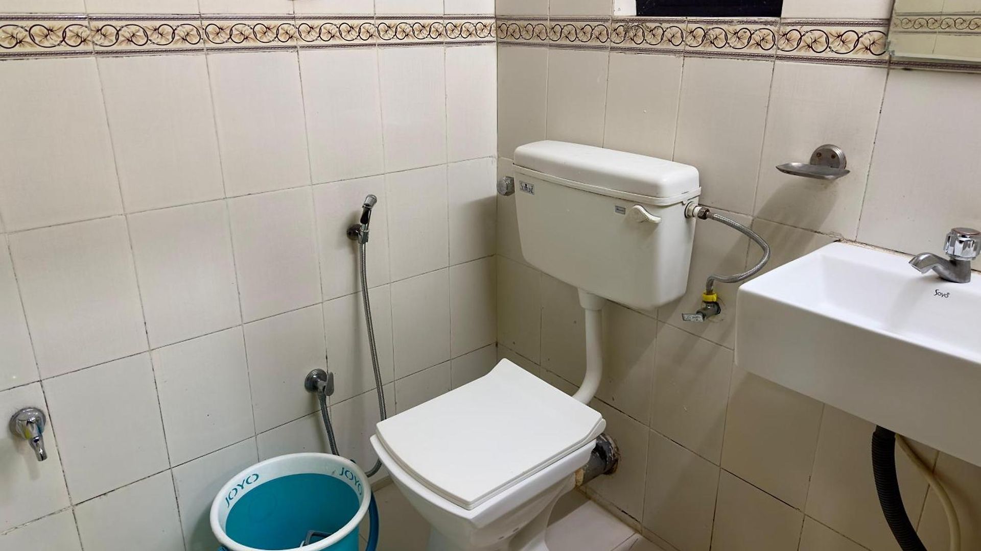 Hotel Metro Plaza Near Barc Mumbai
