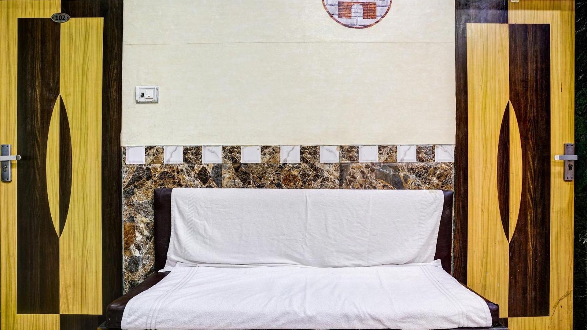 Hotel O New Brick 3*