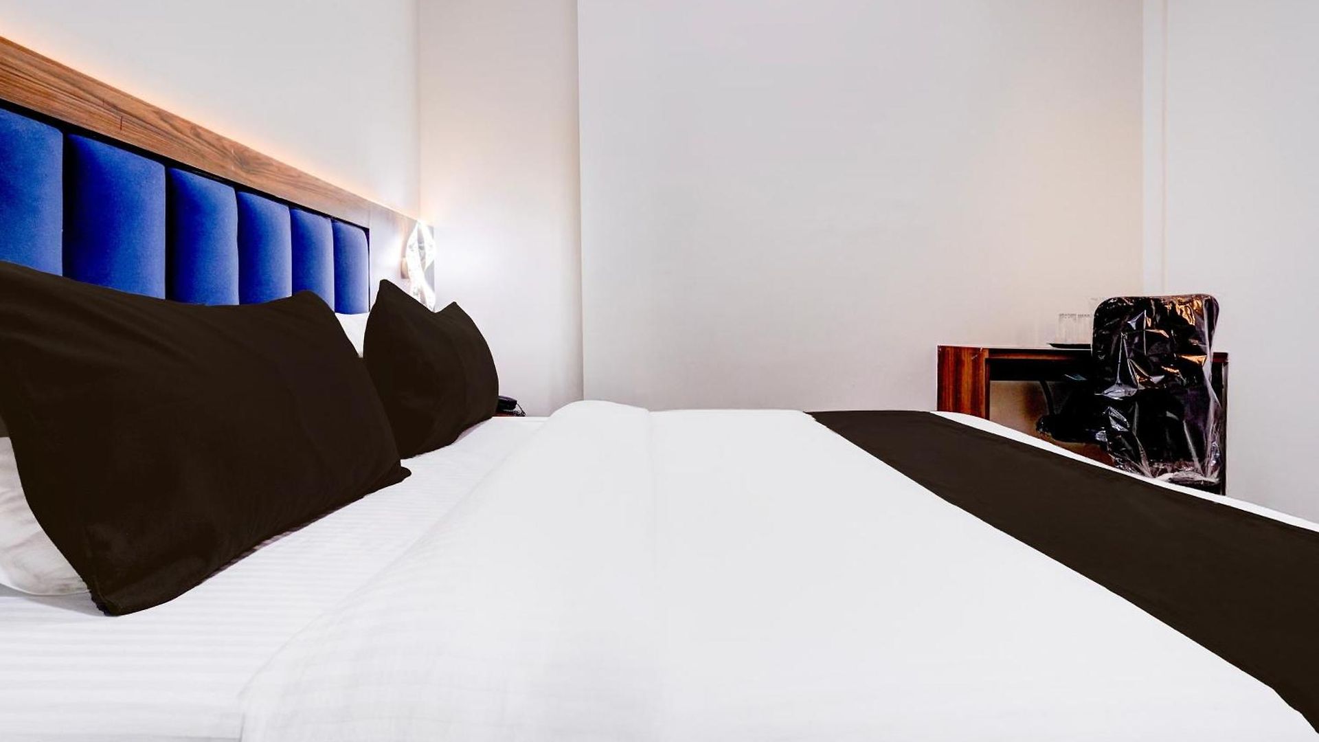 Hotel Super O Ananta