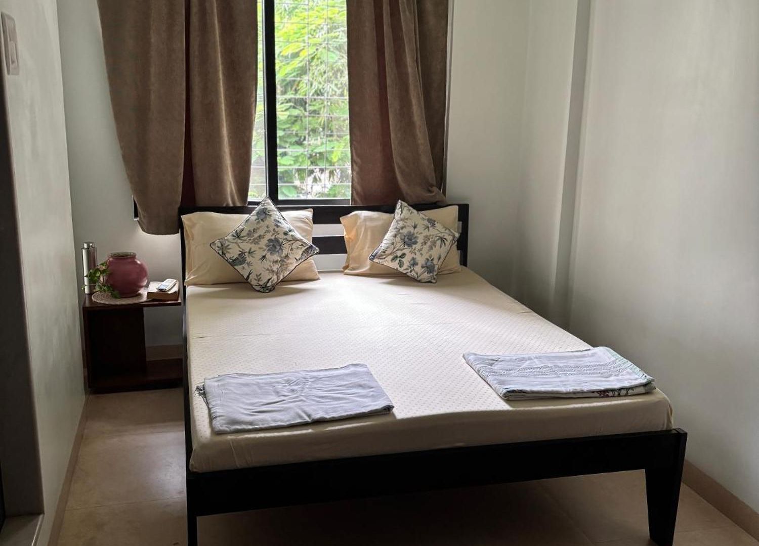 Serene In Chuim Village Apartment Mumbai