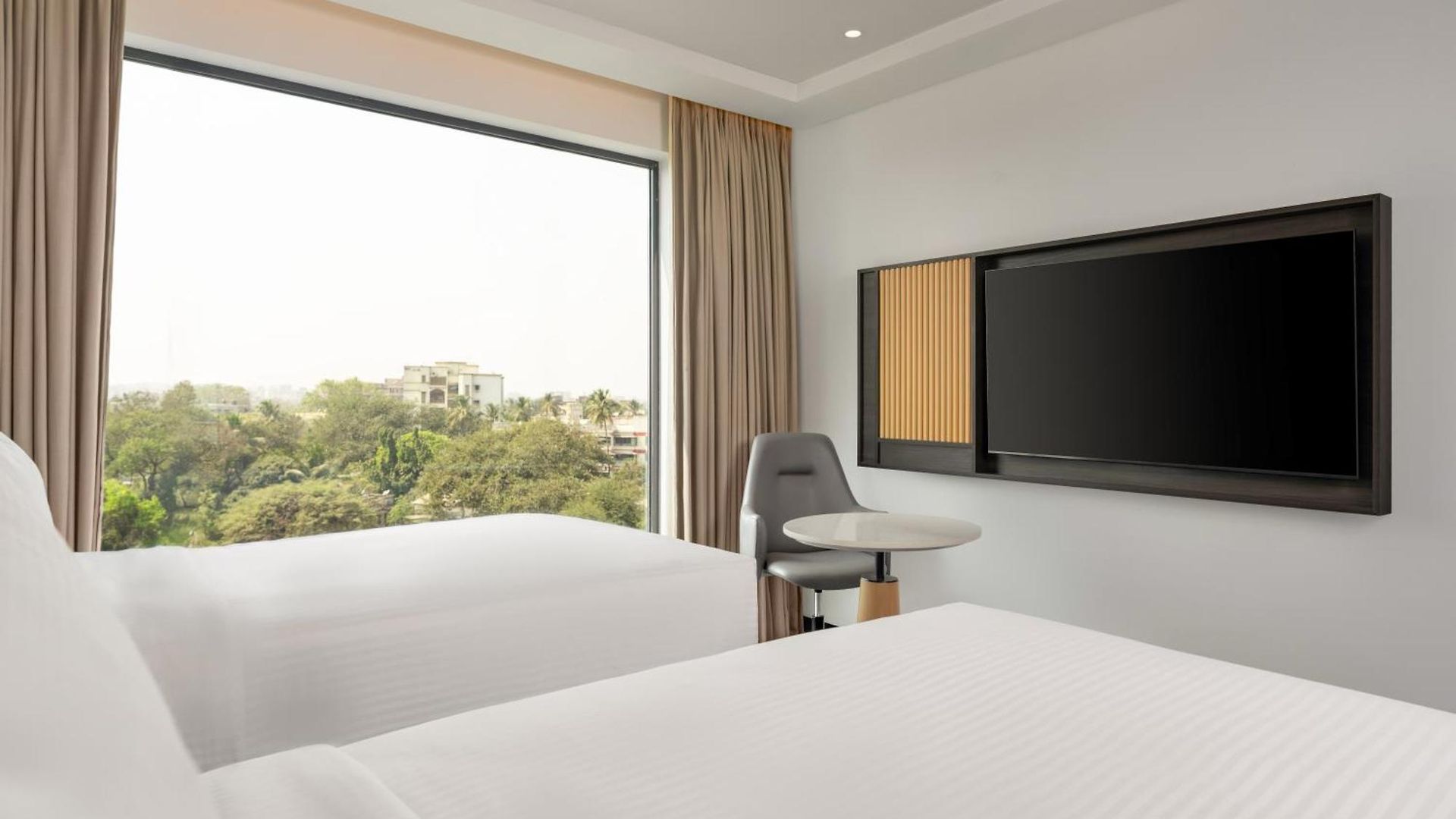 Hilton Garden International Airport Hotel