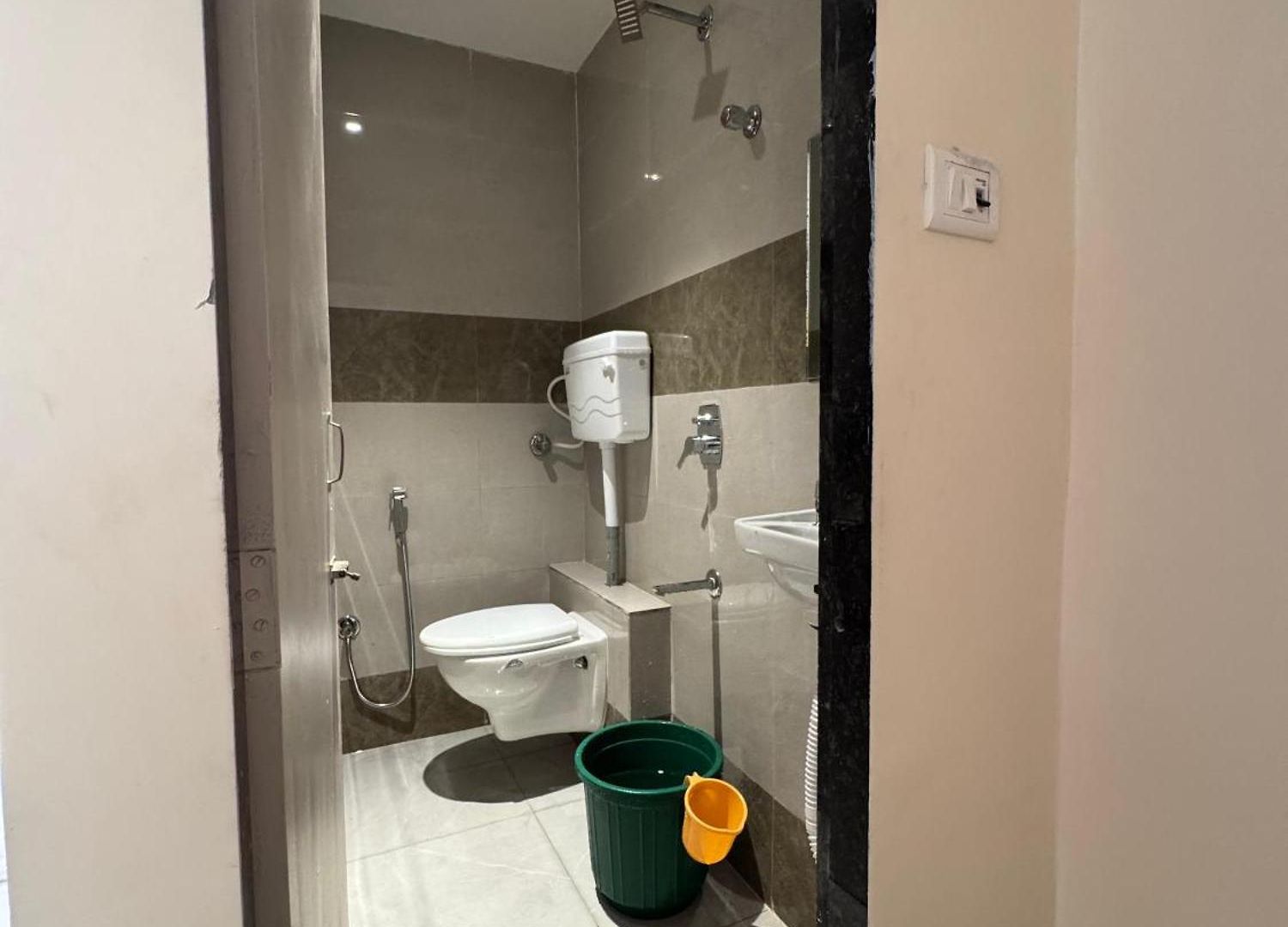 Hotel Rishi Palace Ashlfa Metro 3*