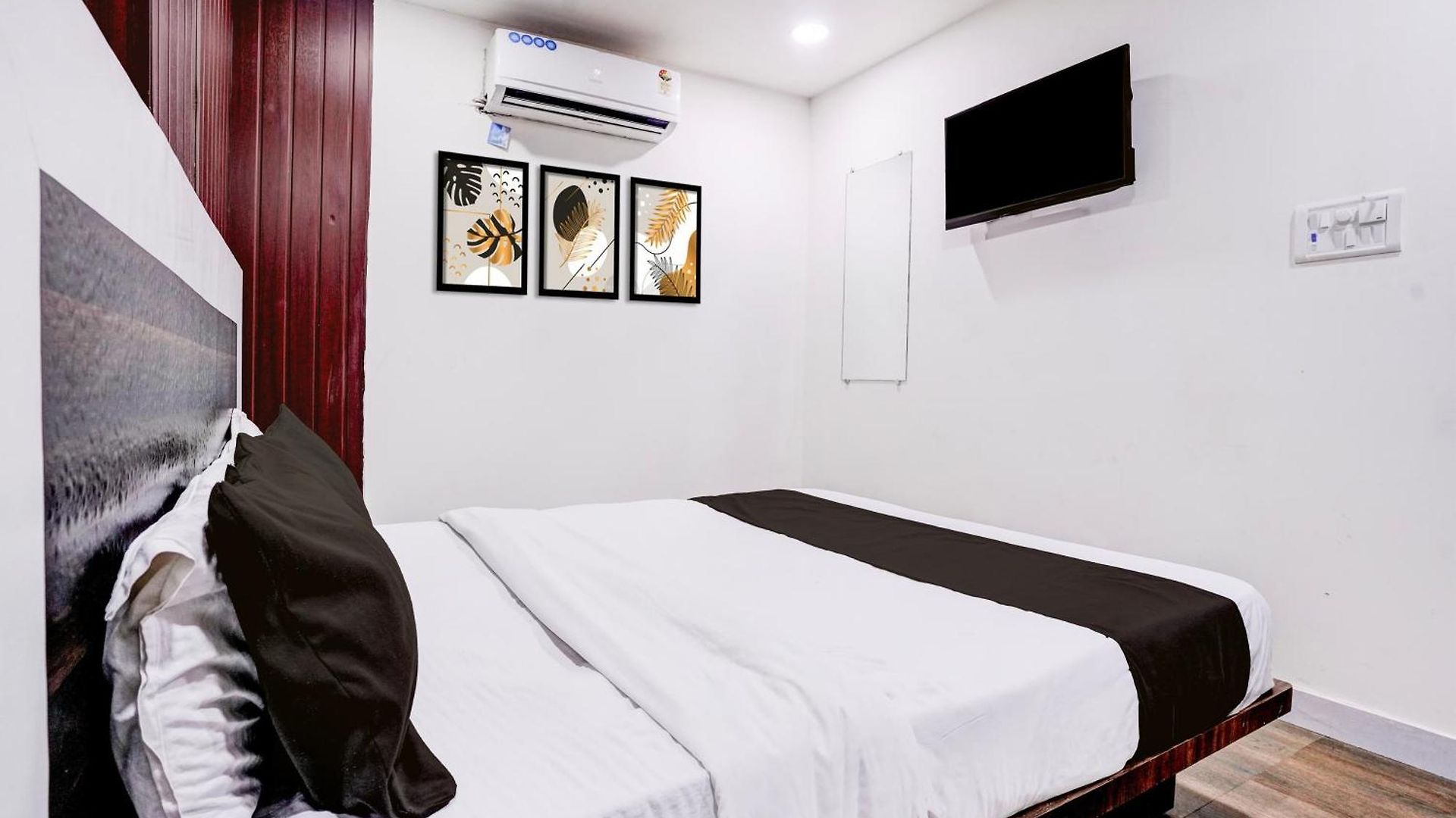 Via White Star Hotel 3*
