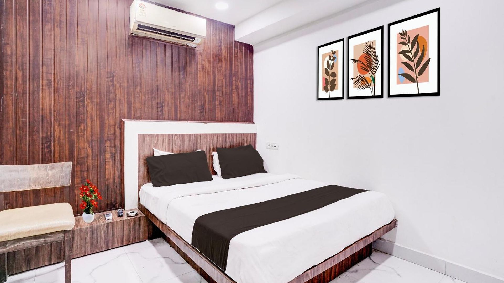 Hotel Via White Star