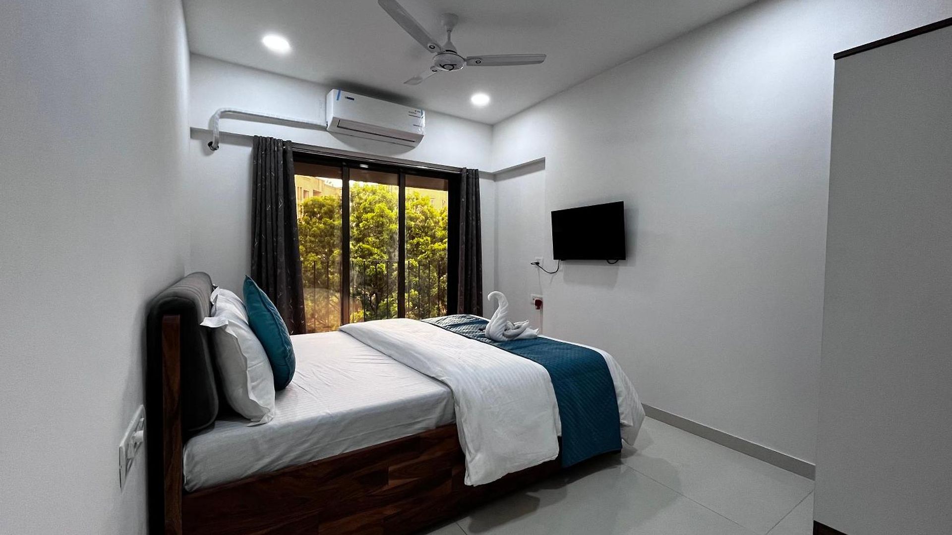 Zenith & Service - Powai