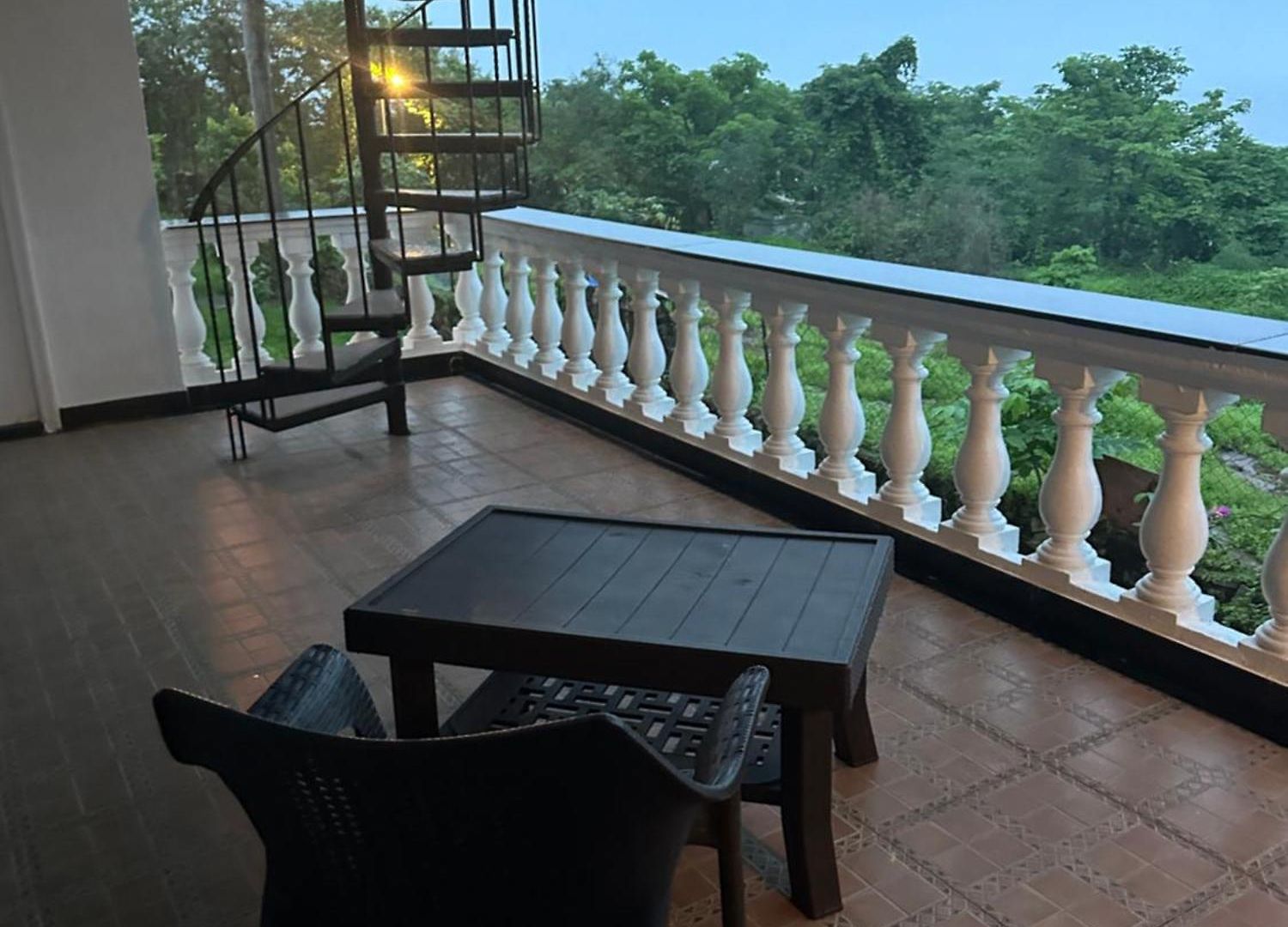 Villa Seaesta Seafacing Private Pool In Mumbai