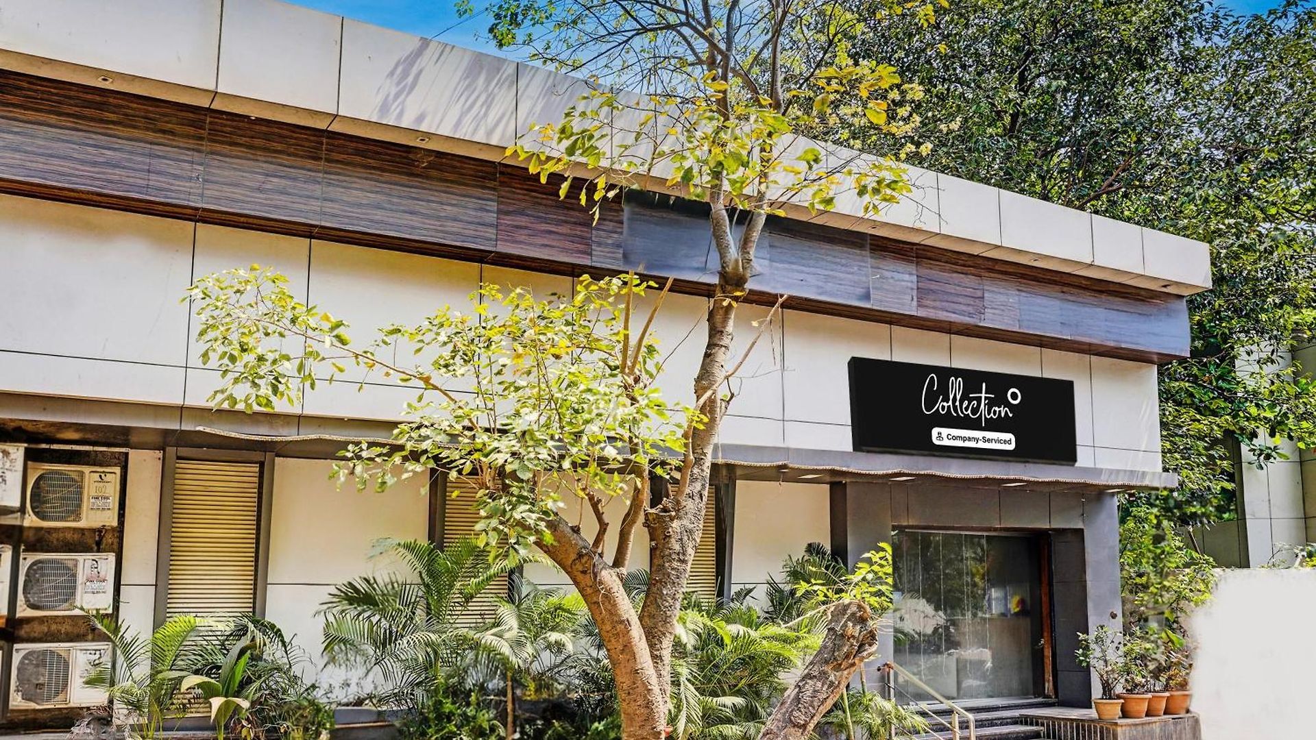 Hotel Collection O Airport Metro Andheri East