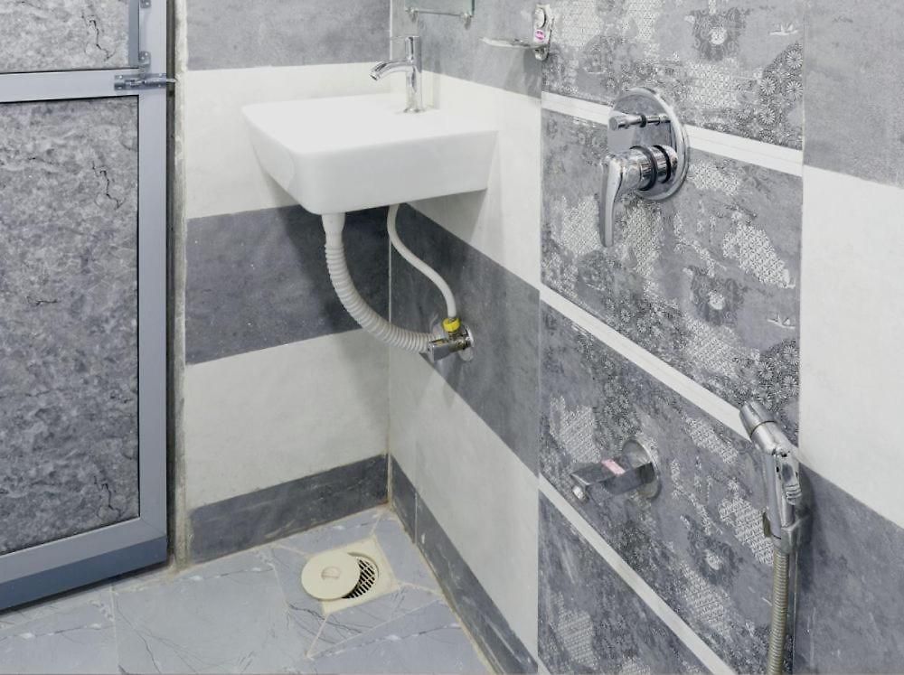 Hotel Crystal Palace Near Us Consulate Bandra Kurla Complex Mumbai Near Mumbai Airport Mumbai 3*