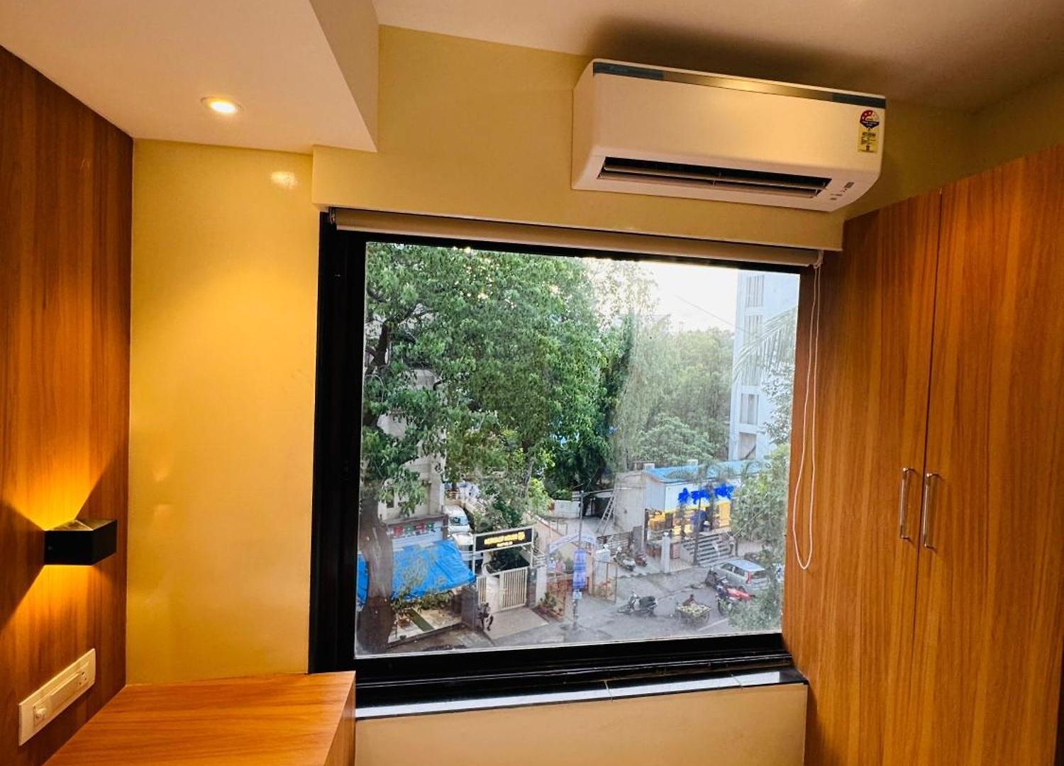 Comfort Castle Hotel Mumbai