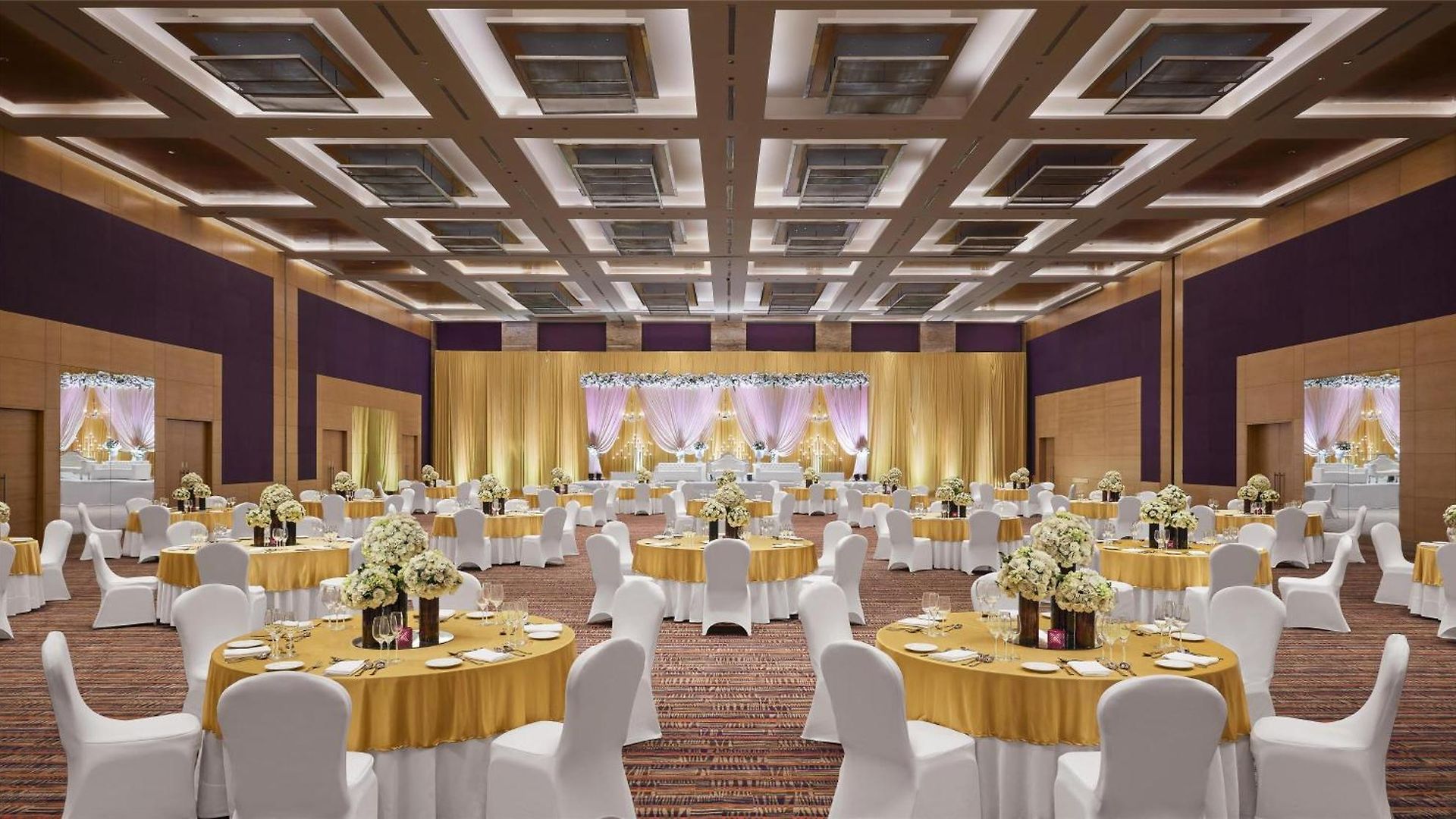 Grand Hyatt And Residences 5*