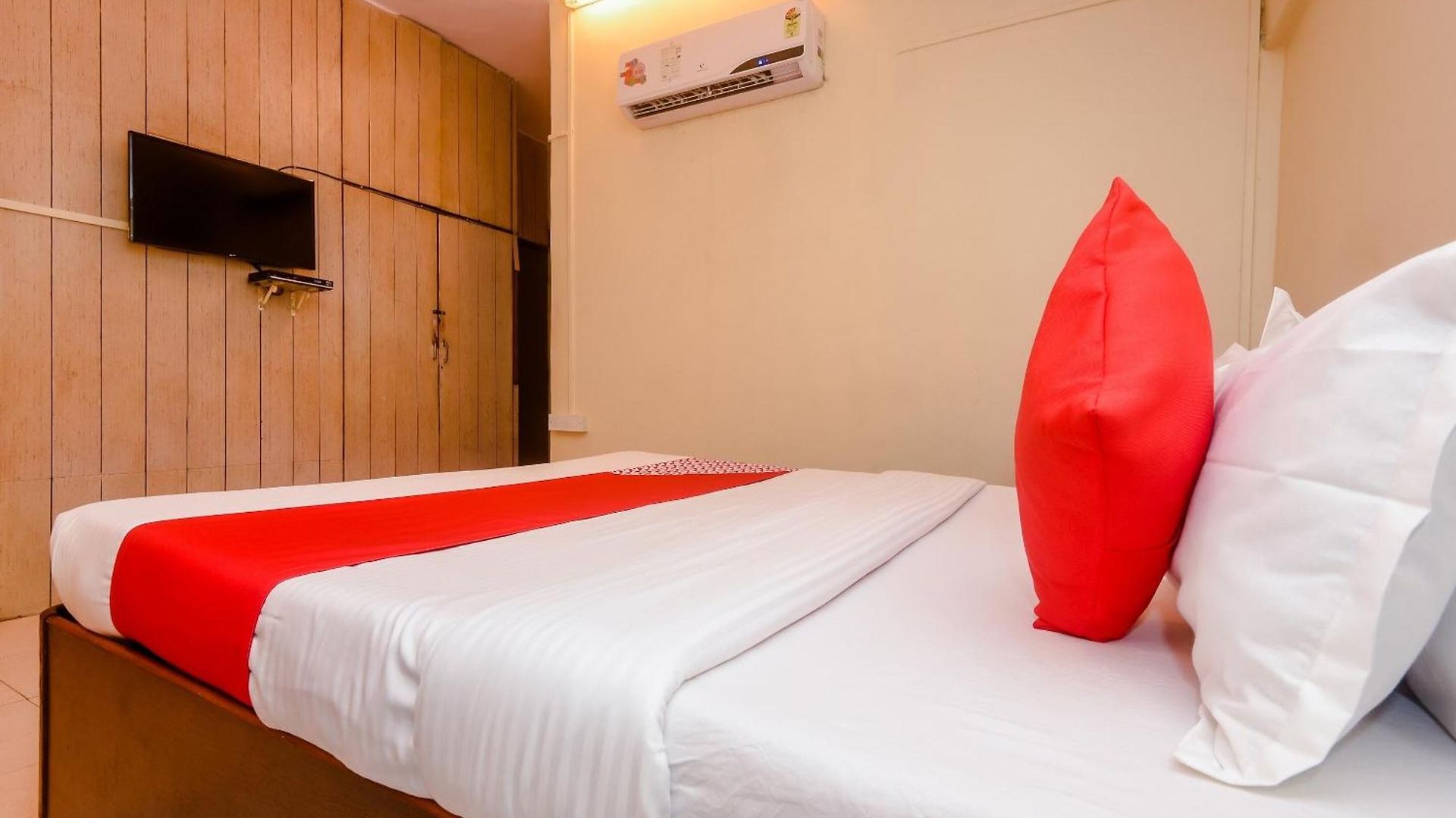 O Palace 4* Mumbai