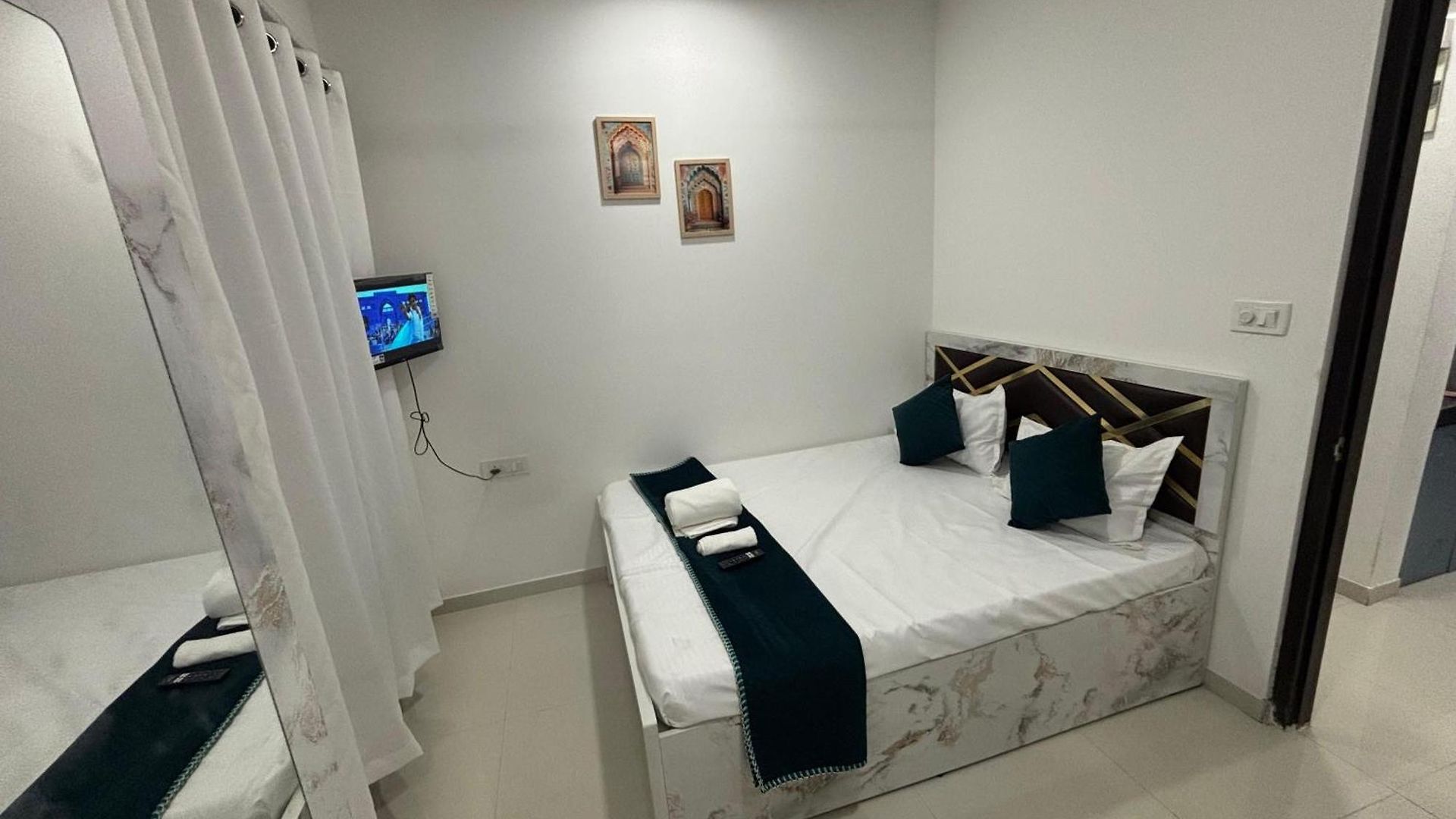 Atithi Homes Luxe Kandivali Apartment Mumbai