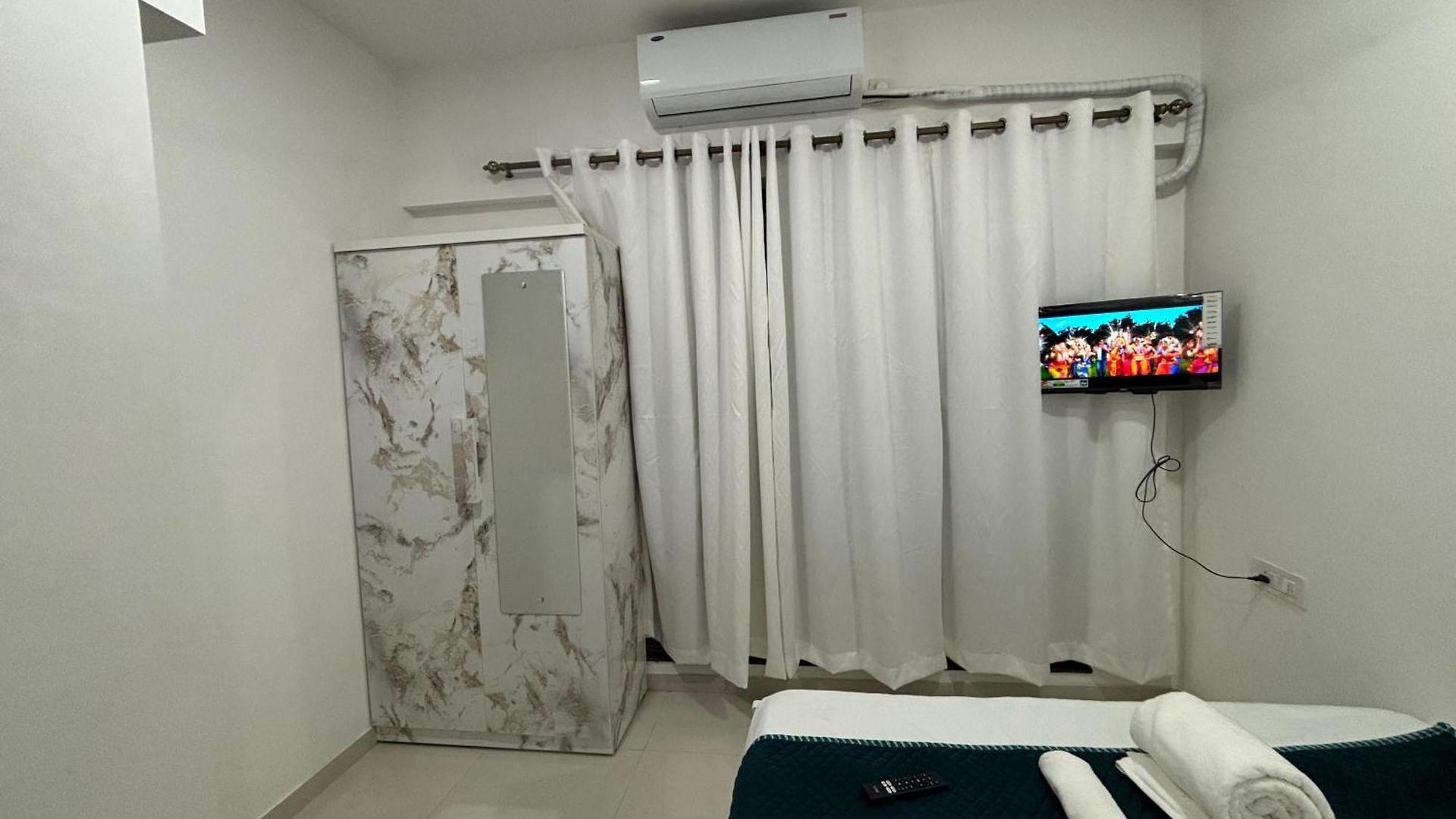 Atithi Homes Luxe Kandivali * Mumbai