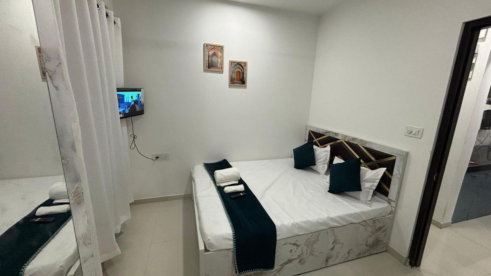 Apartment Atithi Homes Luxe Kandivali Mumbai
